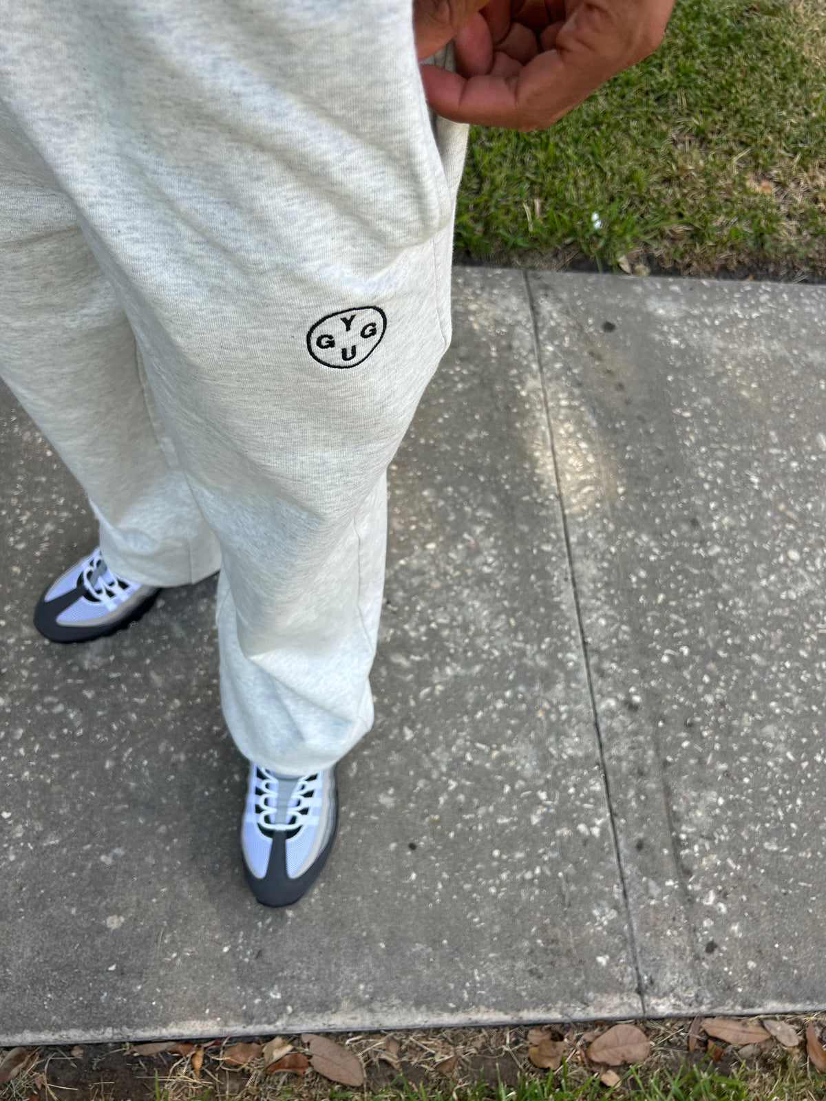 Gug sweats